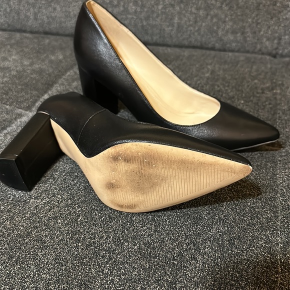 Marc Fisher
Viviene Pumps - Picture 5 of 5